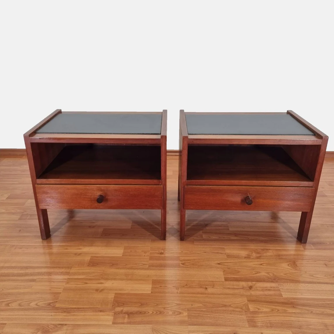 Pair Of Vintage Nightstands, Mid Century Modern Bedside Tables, 80s Nightstands