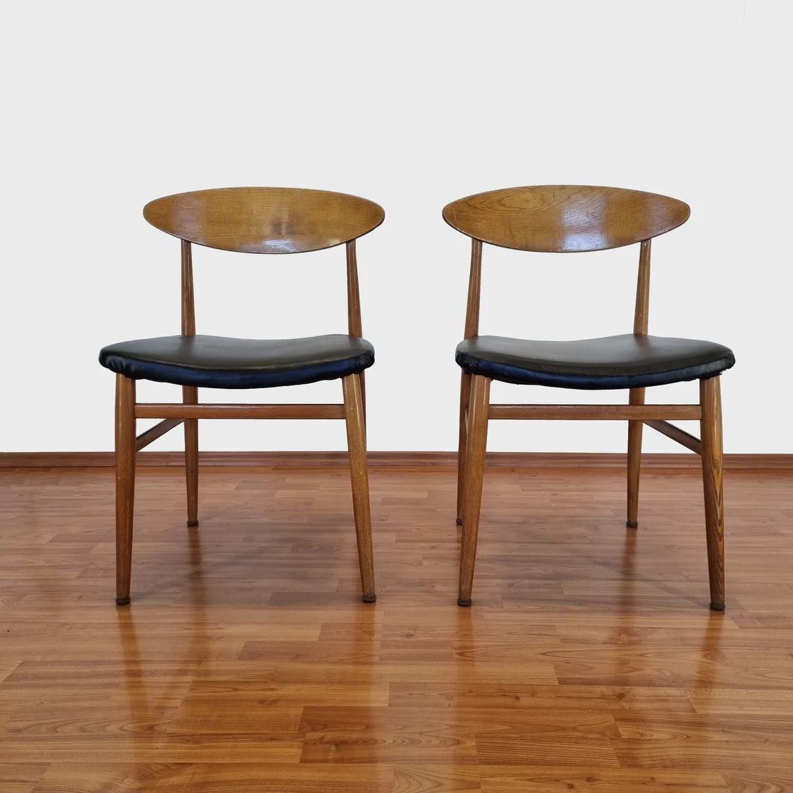 Pair Of Mid Century Scandinavian Design Dining Chairs, 70s