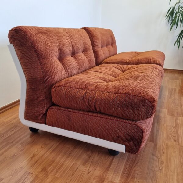 1 of 2 Mid Century Amanta Easy Chairs, Mario Bellini for C&B Italy '70s