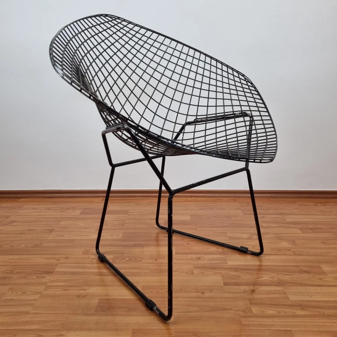 Mid Century Modern Harry Bertoia Diamond Chair, Italy 90s